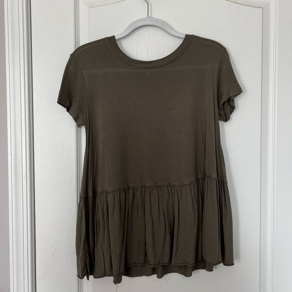 Green Urban Outfitters top in a size small for sale